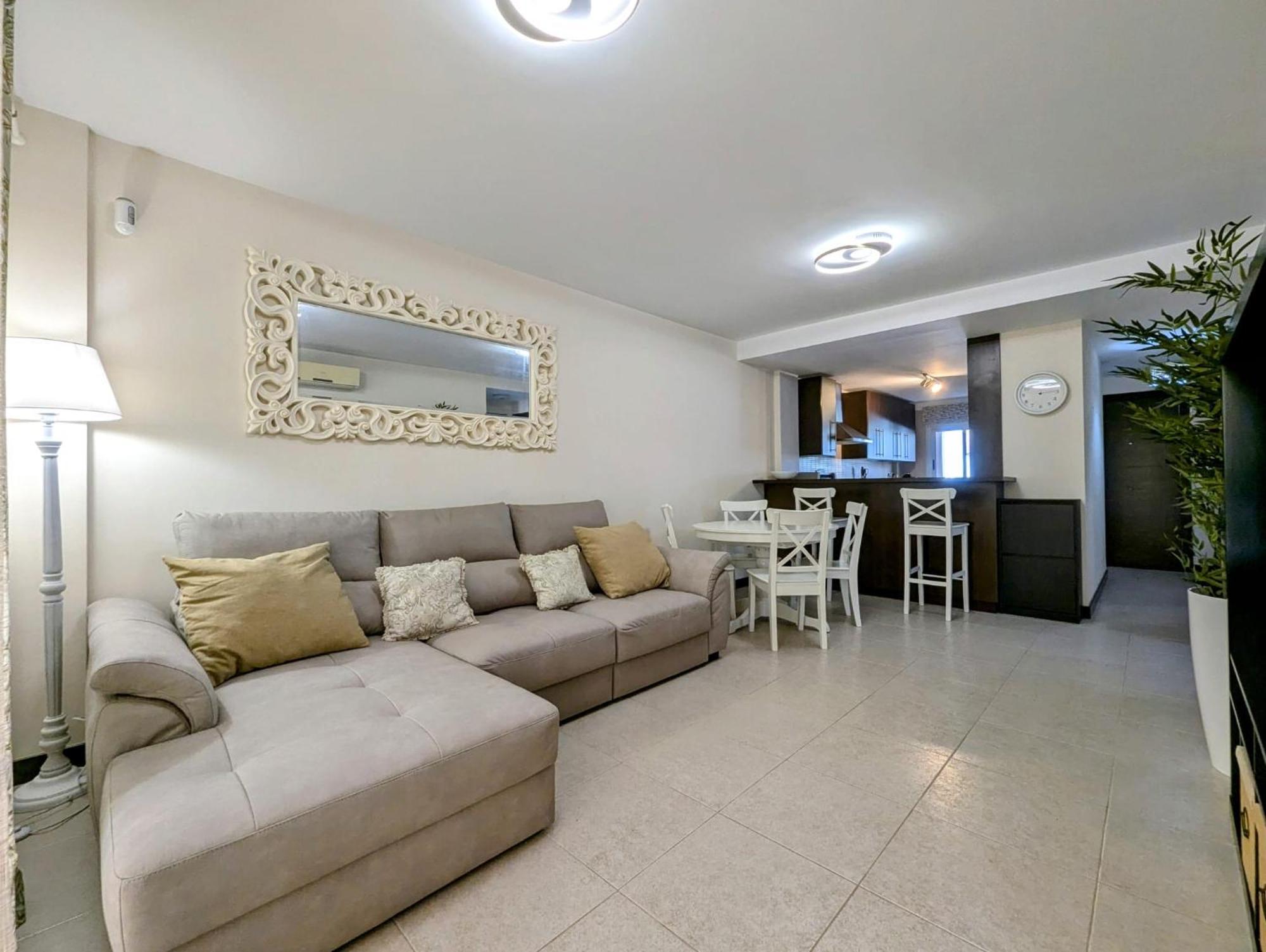 Cozy Apartment In Playa Paraiso Costa Adeje  Exterior photo